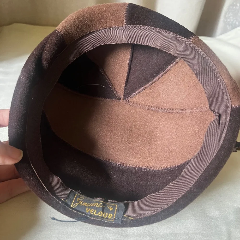 Vintage 1950s Brown Velour Cocktail Hat Feather Fascinator Small